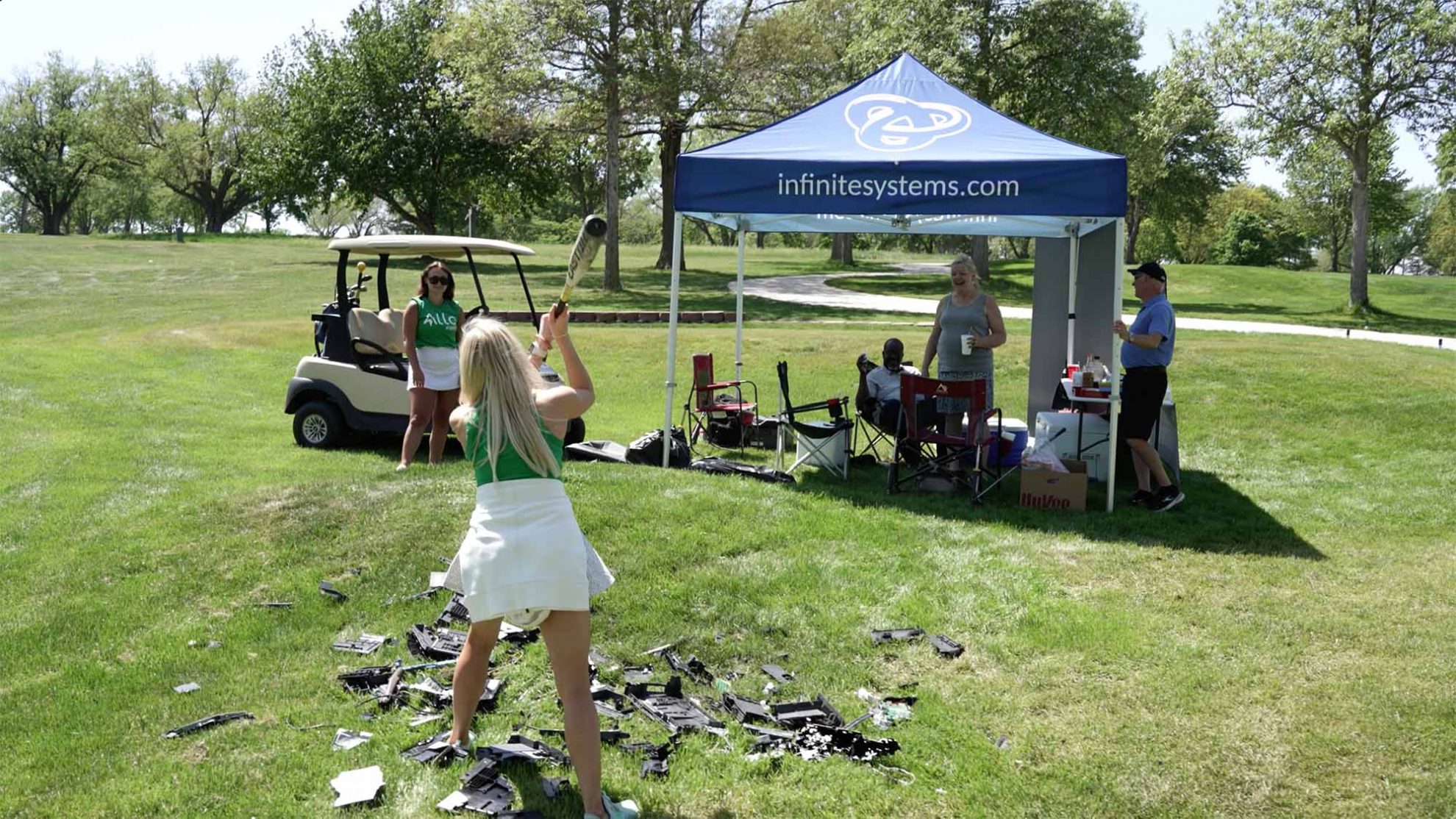 Infinite Systems Sponsors Hole 15 at The Lincoln Chamber Golf Outing